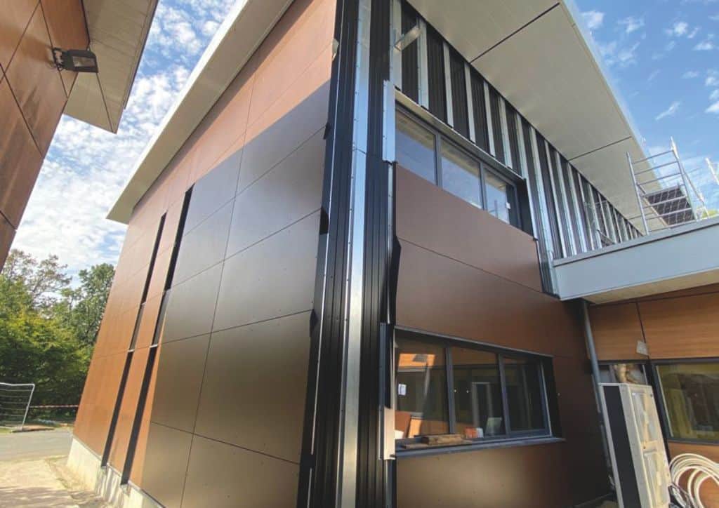 Technical and aesthetic cladding for the extension of the Saint-Herblain R&D center